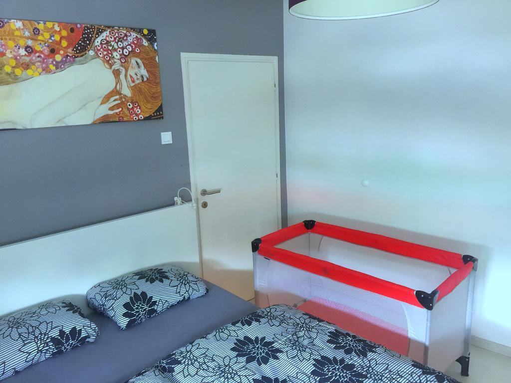 Apartment Alan غييكا المظهر الخارجي الصورة